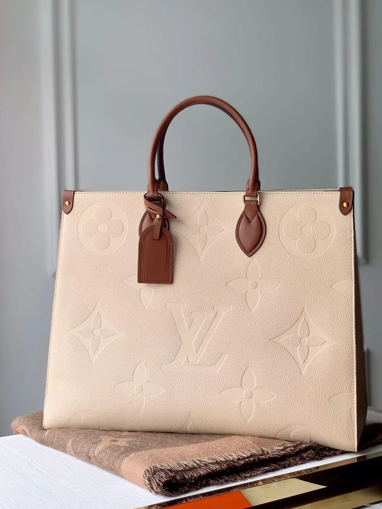 CABAS LOUIS GM VUITTON ONTHEGO 0407